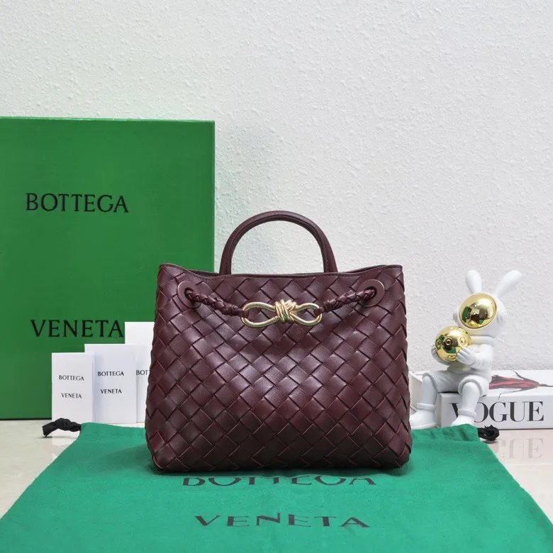 Small wine red